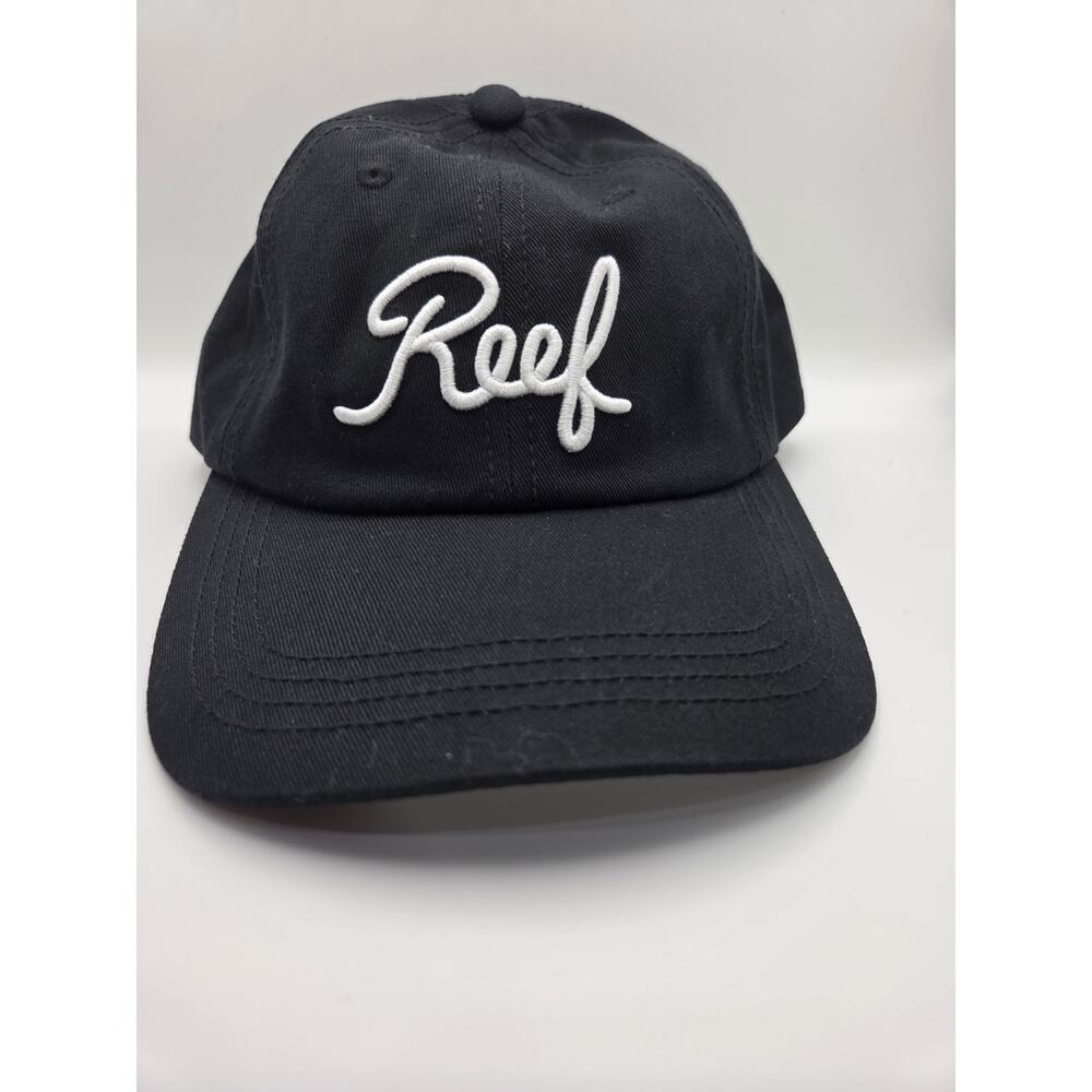 Reef‎ Maddy Valck baseball cap featuring white script logo embroidery.